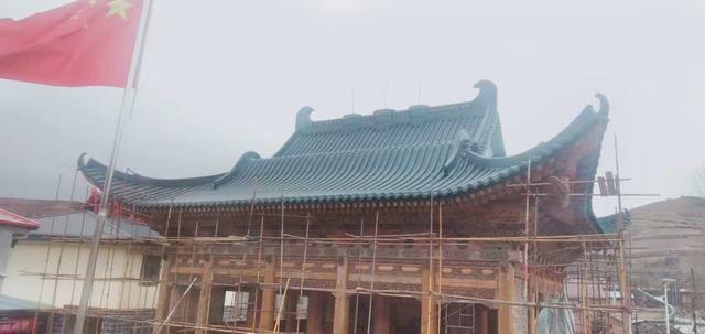 寺庙铝瓦.jpg