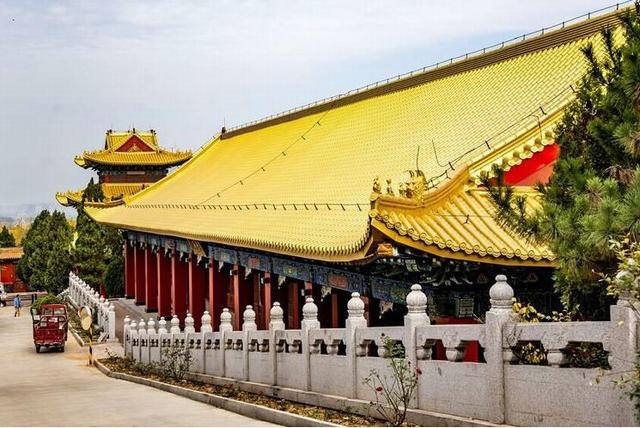 寺院铝瓦.jpg